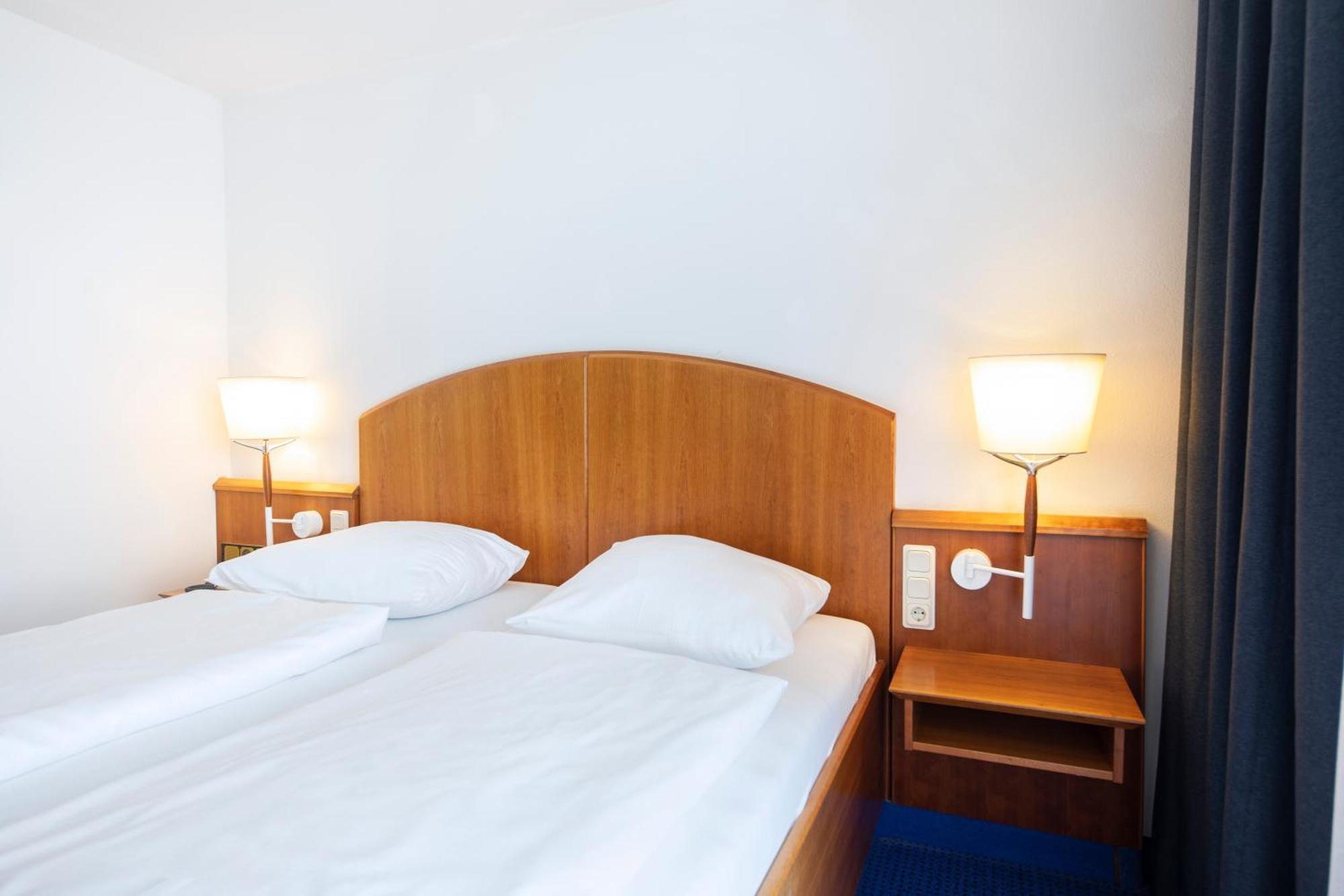 Michel Karoli Hotel 3*
