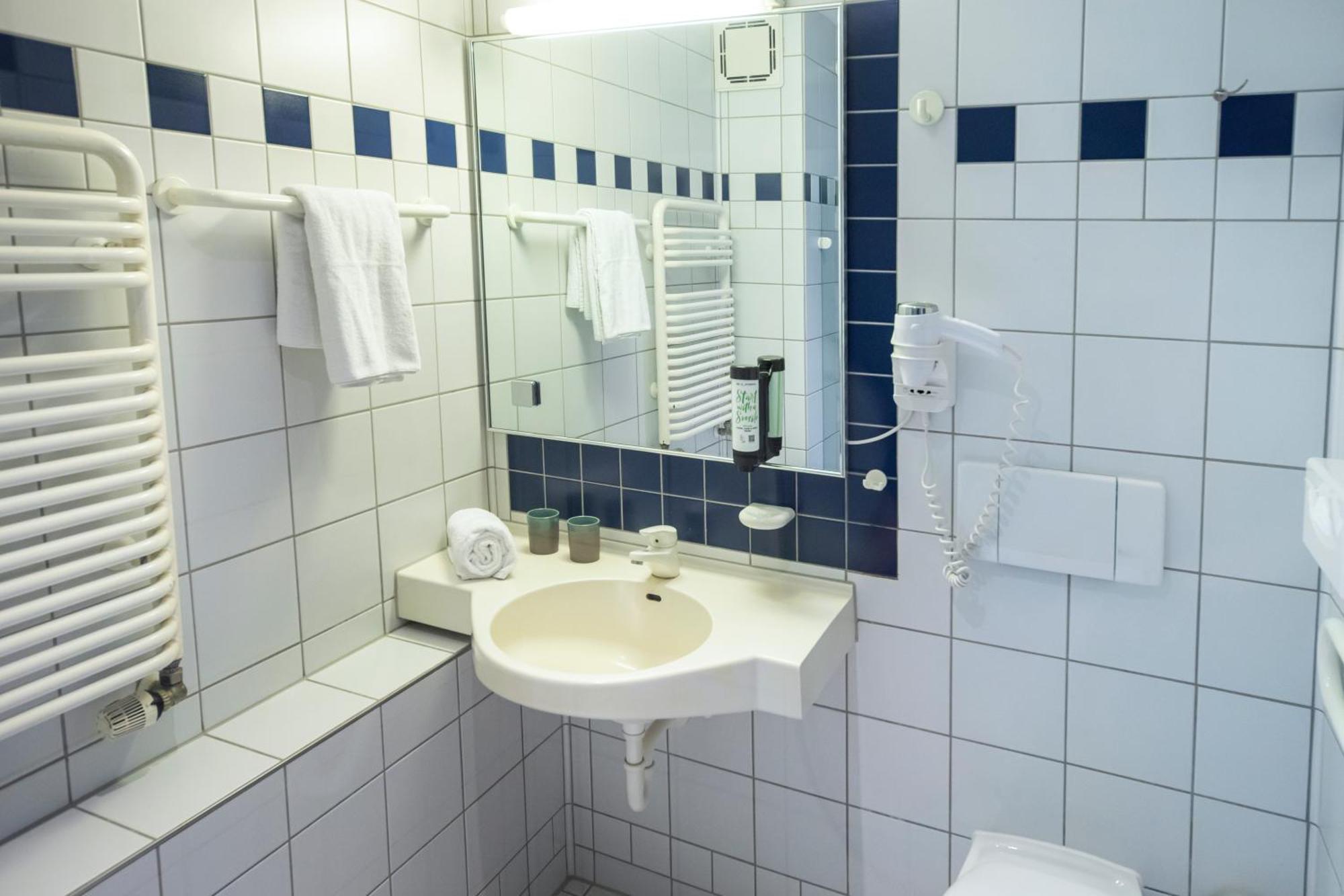 Michel Karoli Hotel 3*
