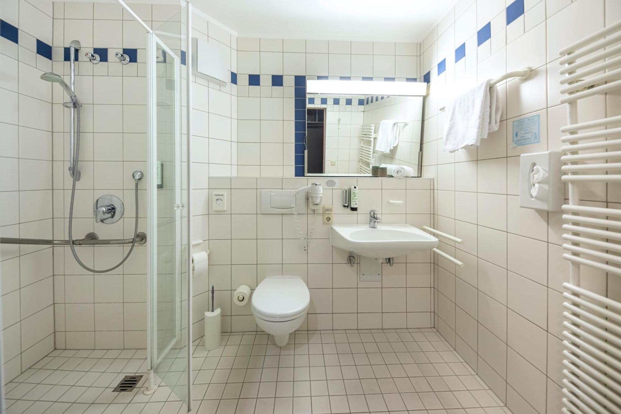 Hotel Roomingtons Karoli